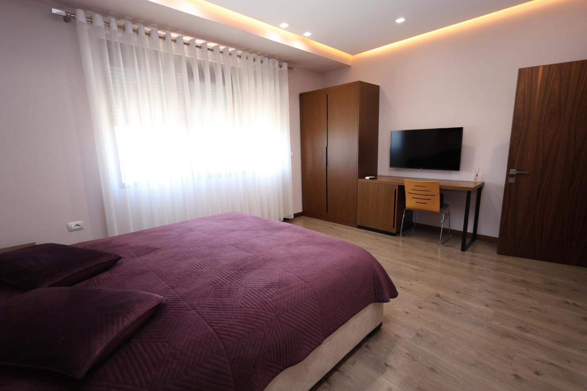 Rezidenca Arlington Hotell *